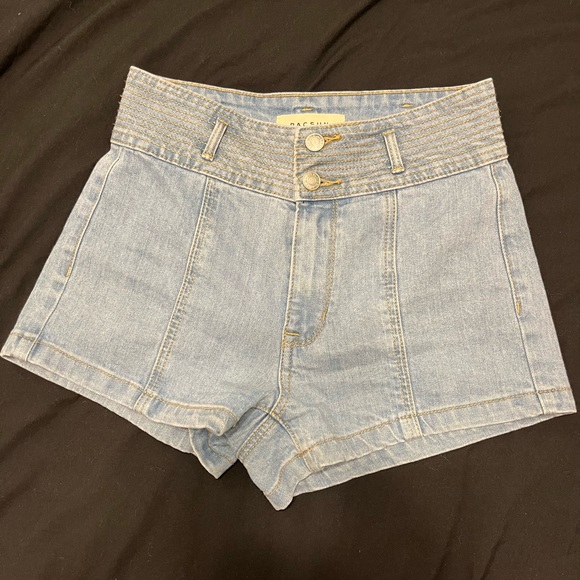 Pacsun Jean Shorts - Picture 3 of 5